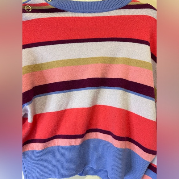 Lewit Cashmere Sweater 🫶 - Picture 8 of 9